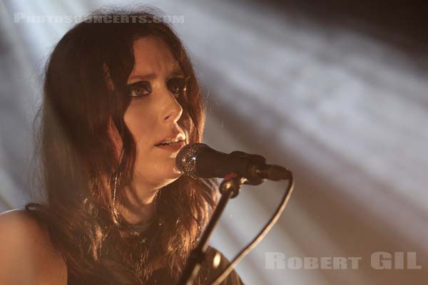 CHELSEA WOLFE - 2015-11-18 - PARIS - La Maroquinerie - 